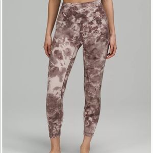 Lululemon Align 25”